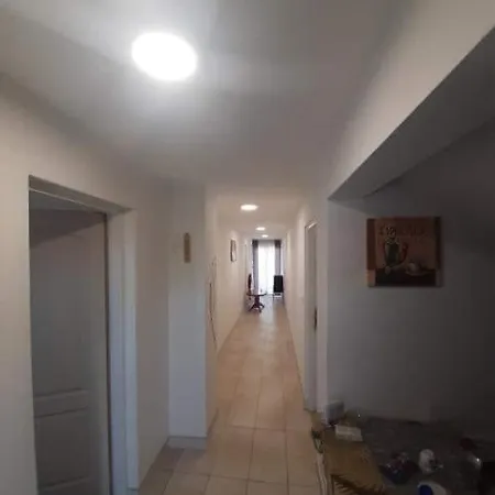 Kuca U Prirodi Trnovo